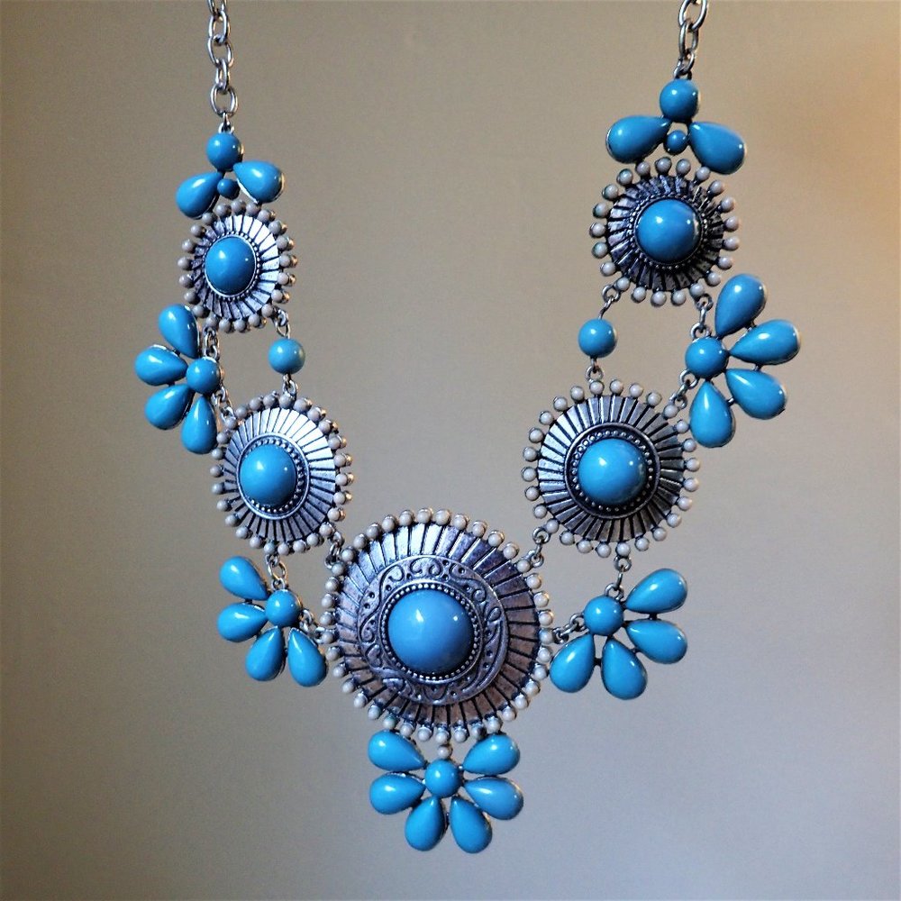 Vintage Blue Flower Silver Tone Large Bib Necklace